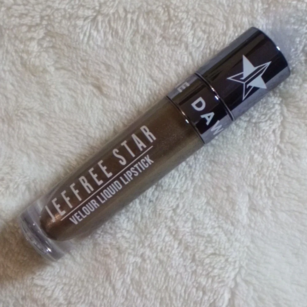 SHANE JEFFREE STAR LIQUID LIP STICK NEW!